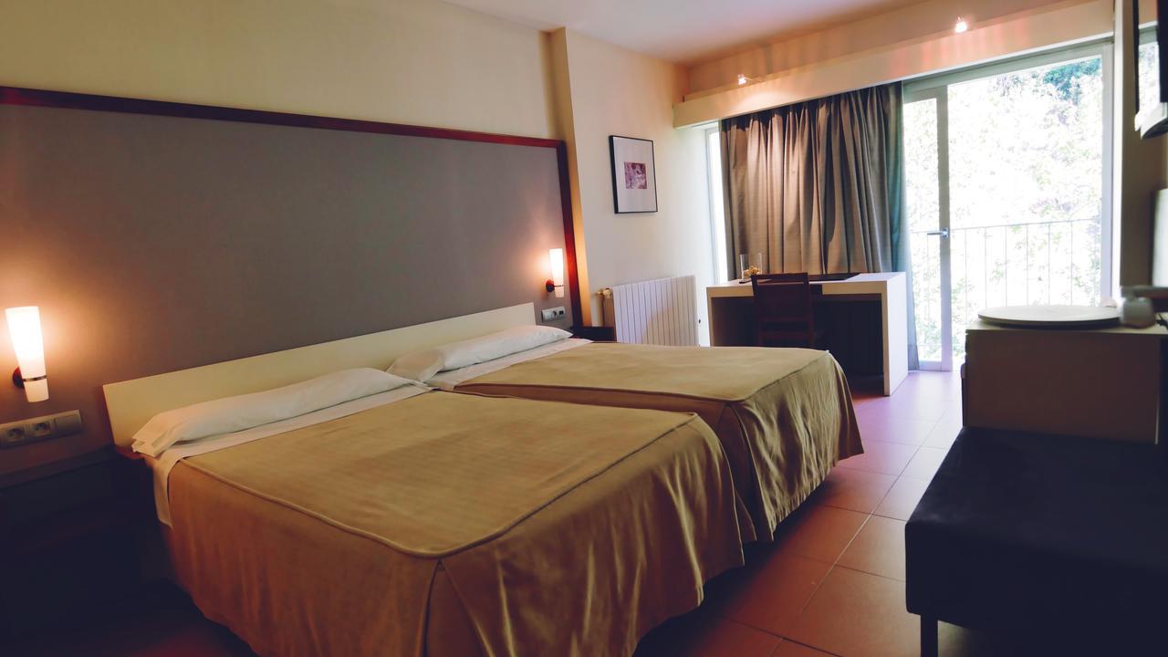 Hotel Balneario De Tus Yeste Exterior foto